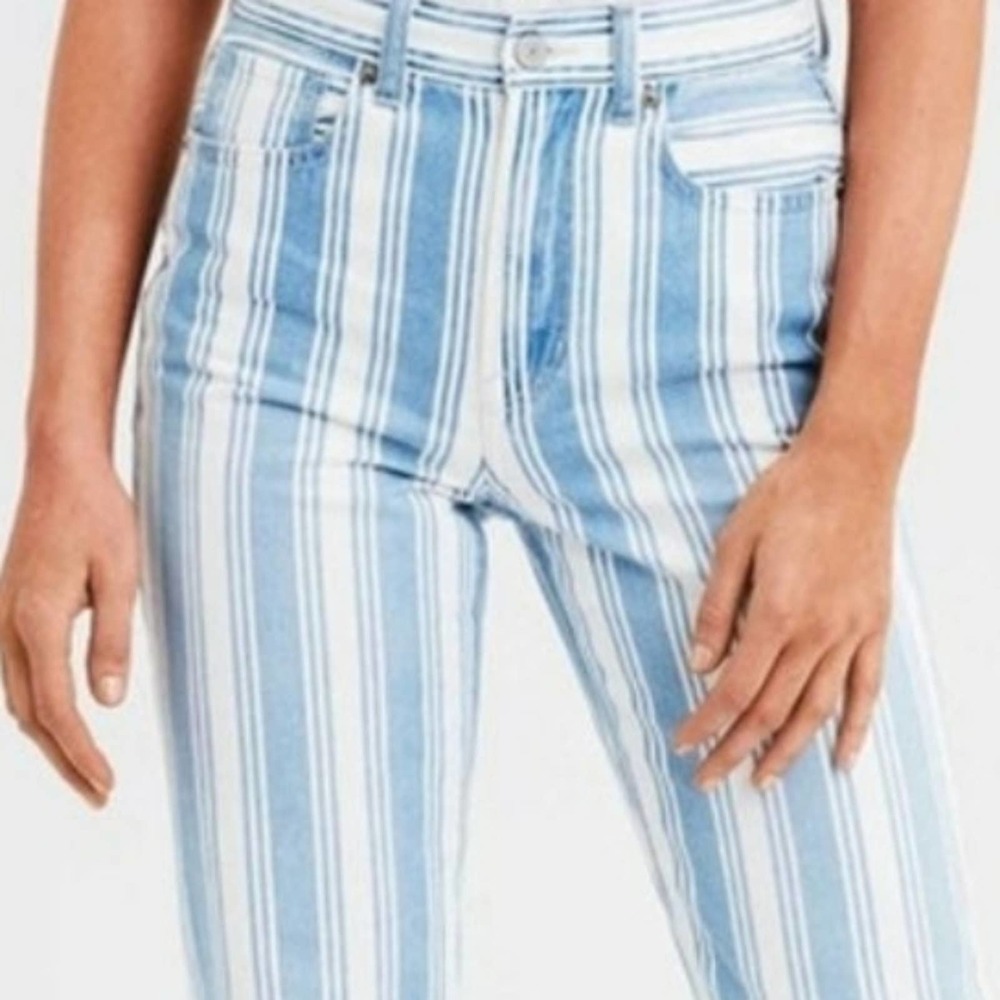 NEW! AMERICAN EAGLE Retro Indigo Striped Mom Jeans. - Picture 2 of 6
